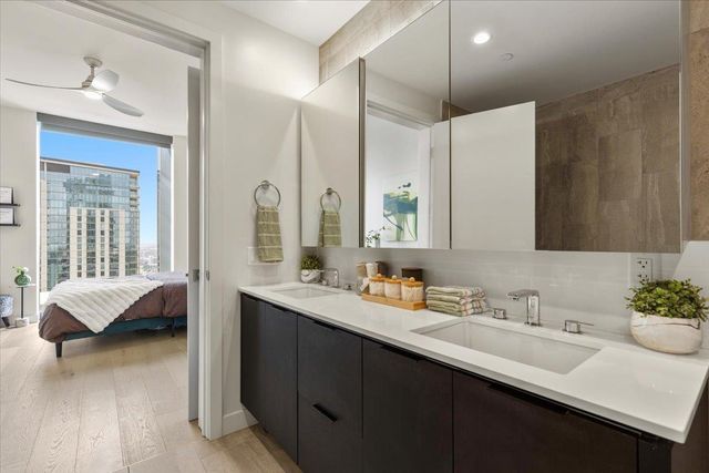 44 East Ave 3304, Austin, TX 78701