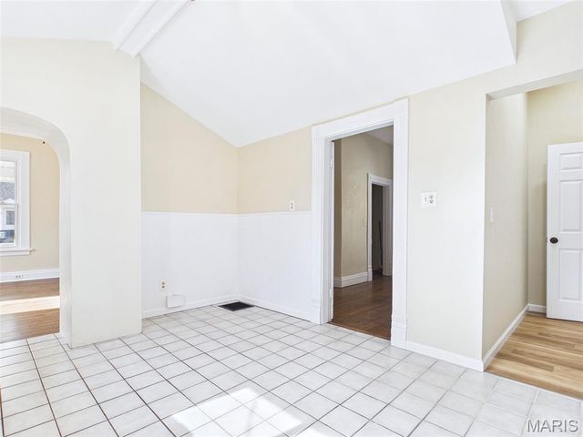 218 S Fillmore Street, Edwardsville, IL 62025