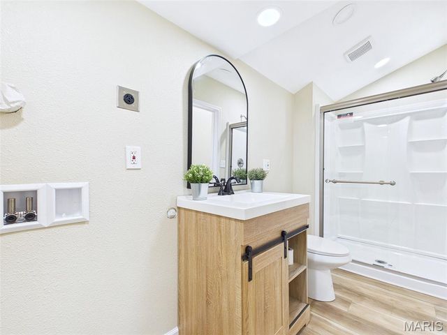 218 S Fillmore Street, Edwardsville, IL 62025