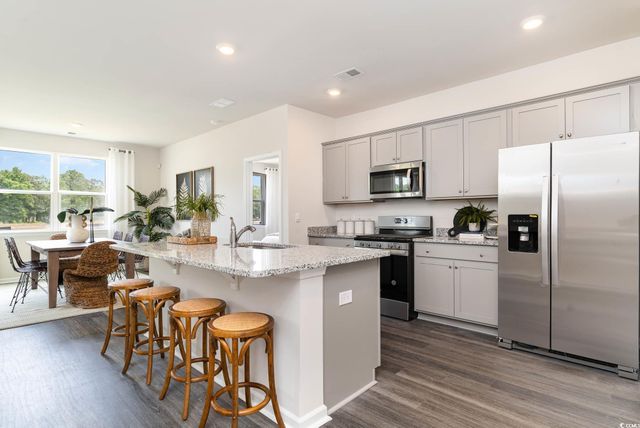 5115 Yellowstone Dr., Conway, SC 29526