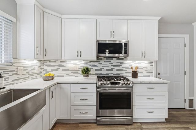 1410 Mallard Ln, Roseville, CA 95661