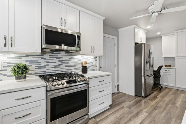 1410 Mallard Ln, Roseville, CA 95661