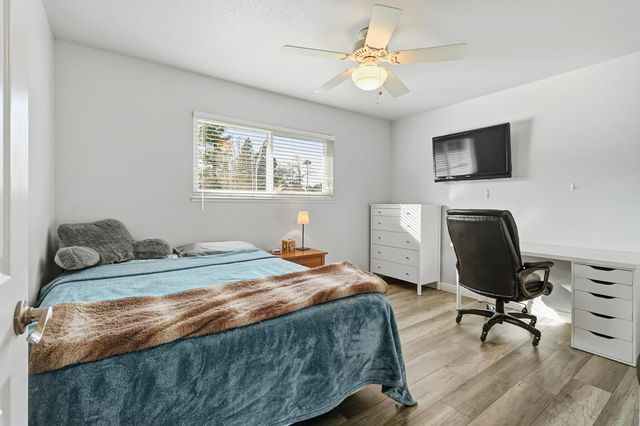 1410 Mallard Ln, Roseville, CA 95661