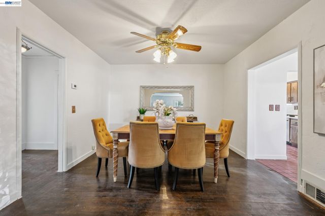 3231 Wisconsin St, Oakland, CA 94602