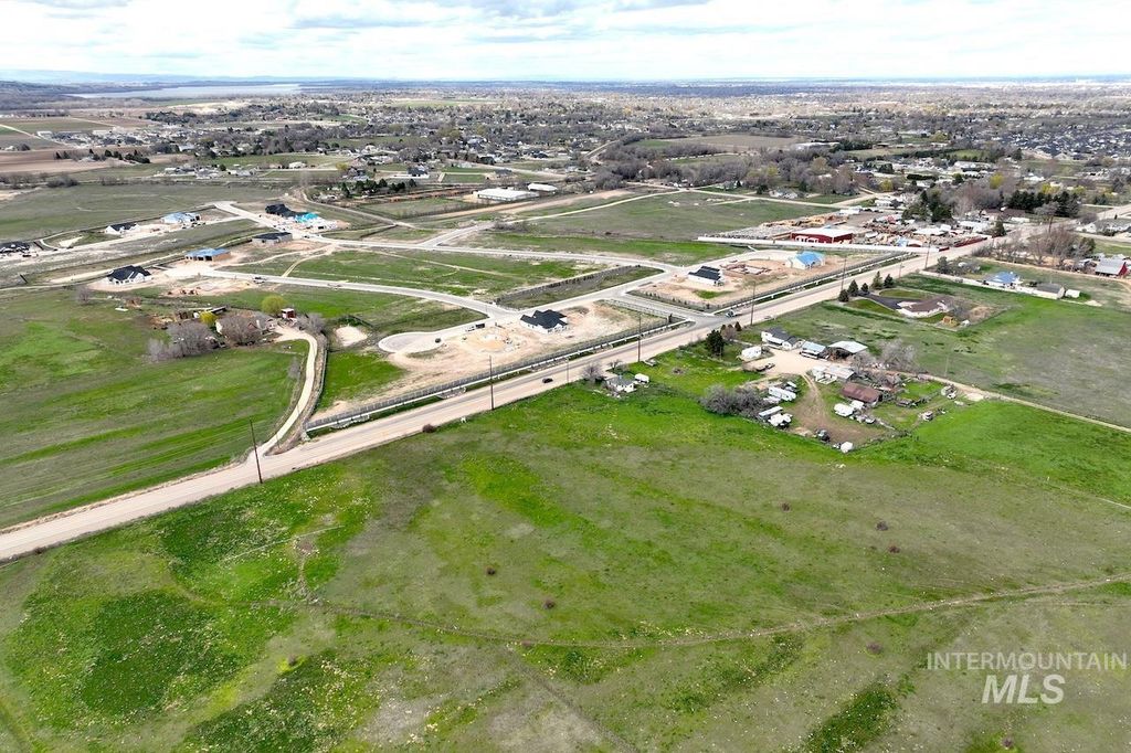 9742 Southside Blvd, Nampa, ID 83686 photo 3