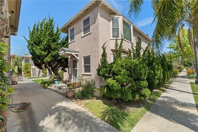 235 Termino Ave 1, Long Beach, CA 90803