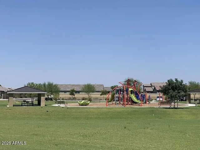 3325 W DUNBAR Drive, Phoenix, AZ 85041