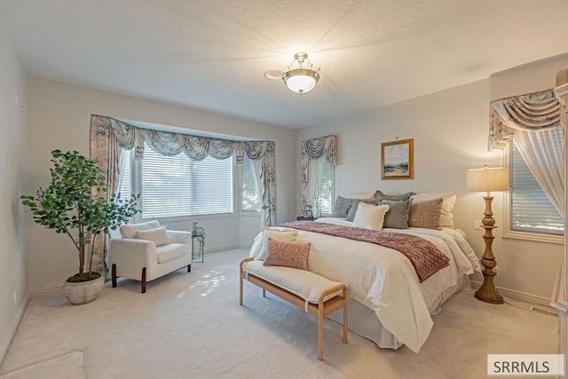 5700 Gleneagles Drive, Idaho Falls, ID 83401