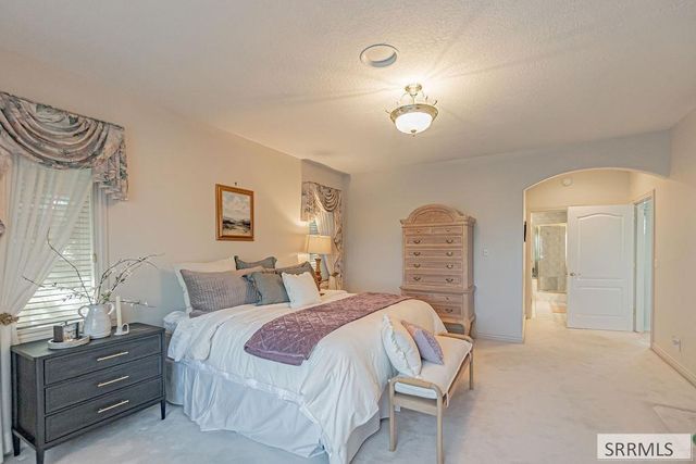 5700 Gleneagles Drive, Idaho Falls, ID 83401