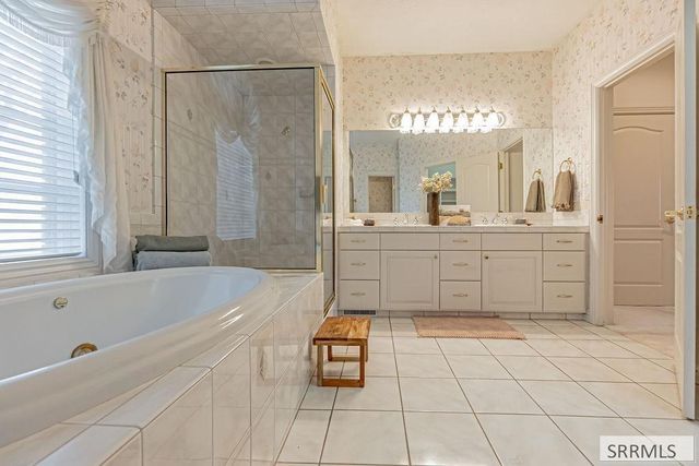 5700 Gleneagles Drive, Idaho Falls, ID 83401