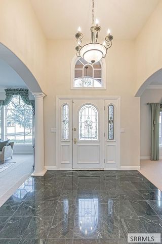 5700 Gleneagles Drive, Idaho Falls, ID 83401