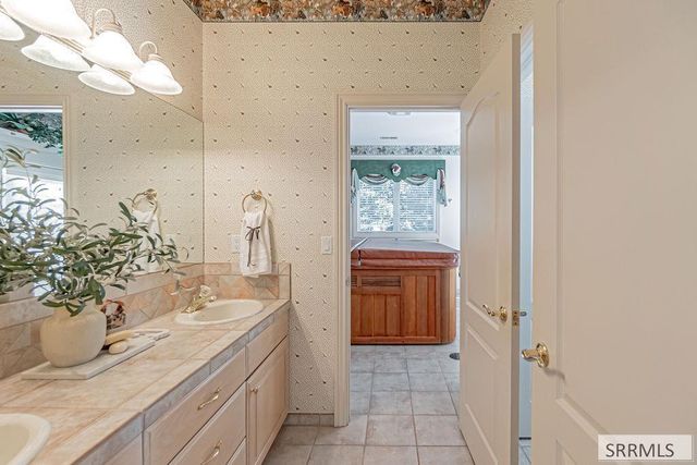 5700 Gleneagles Drive, Idaho Falls, ID 83401