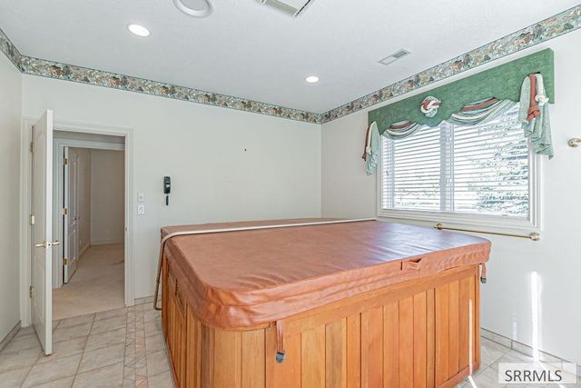 5700 Gleneagles Drive, Idaho Falls, ID 83401