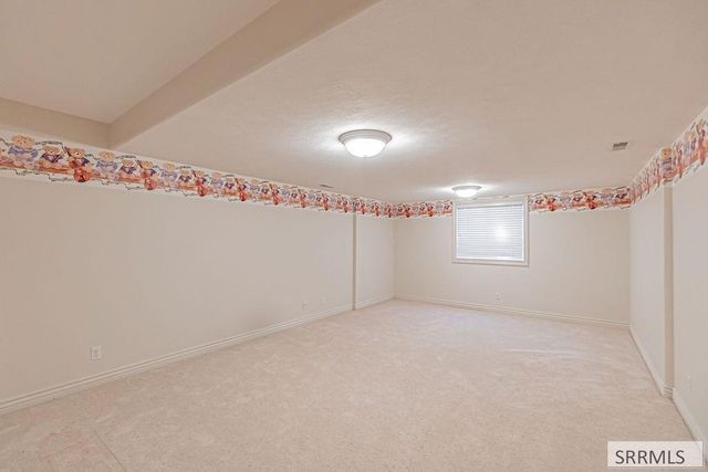 5700 Gleneagles Drive, Idaho Falls, ID 83401