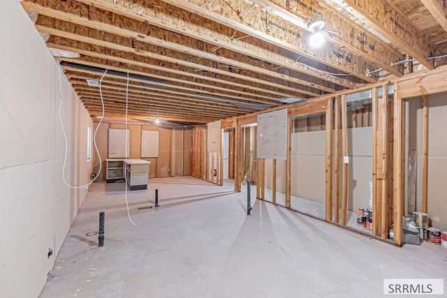 5700 Gleneagles Drive, Idaho Falls, ID 83401