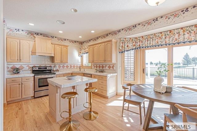 5700 Gleneagles Drive, Idaho Falls, ID 83401