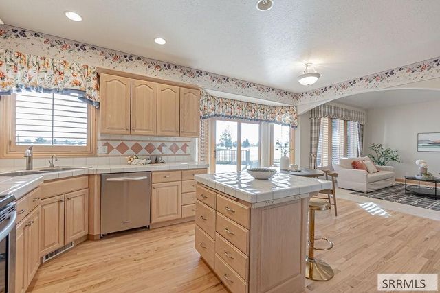 5700 Gleneagles Drive, Idaho Falls, ID 83401