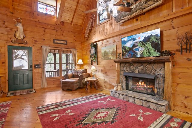 143 Kaely Drive, Mineral Bluff, GA 30559