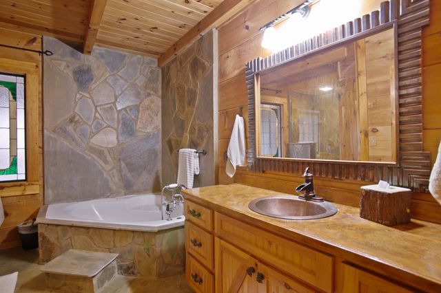 143 Kaely Drive, Mineral Bluff, GA 30559