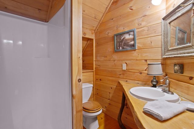 143 Kaely Drive, Mineral Bluff, GA 30559