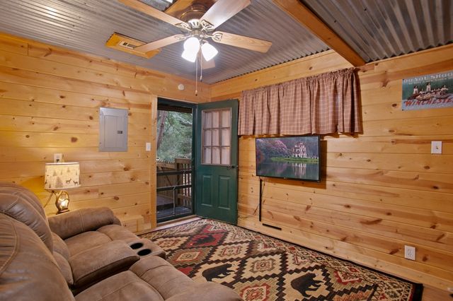 143 Kaely Drive, Mineral Bluff, GA 30559