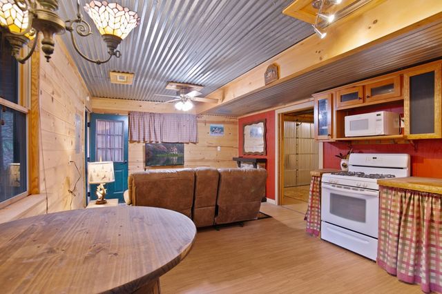 143 Kaely Drive, Mineral Bluff, GA 30559