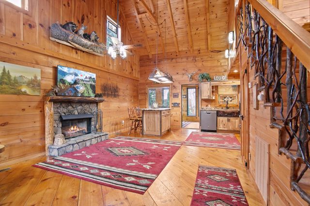 143 Kaely Drive, Mineral Bluff, GA 30559