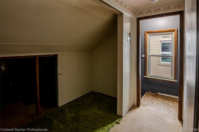 24883 Dale Avenue, Eastpointe, MI 48021