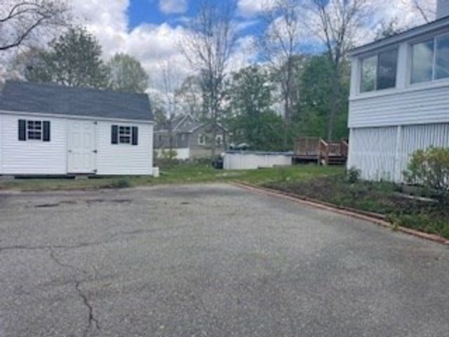 31 Parker St, Billerica, MA 01821