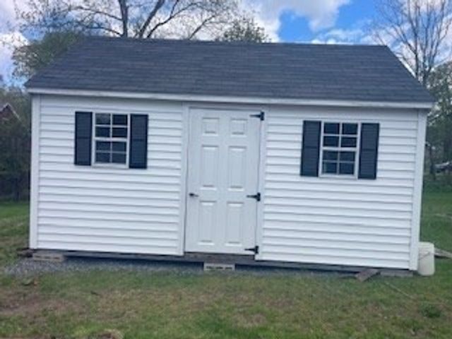 31 Parker St, Billerica, MA 01821