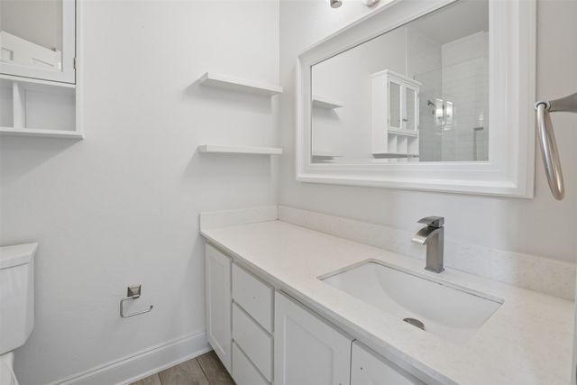 4307 Gilbert Avenue 302, Dallas, TX 75219