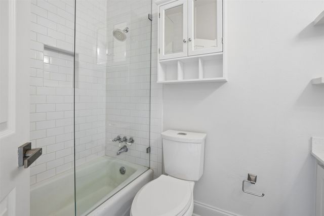 4307 Gilbert Avenue 302, Dallas, TX 75219