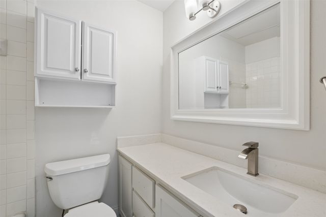 4307 Gilbert Avenue 302, Dallas, TX 75219