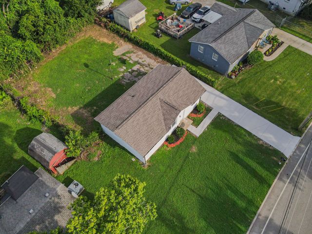160 Haynes Park Dr, Nashville, TN 37218