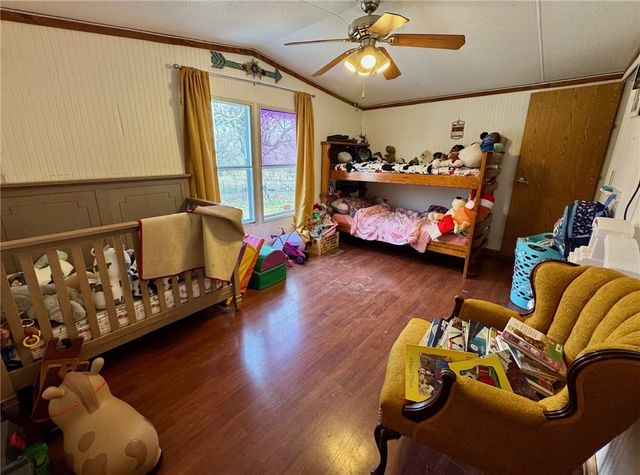 11879 N Highway 59, Summers, AR 72769