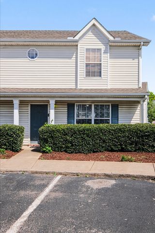 6028 Sagi Cir, La Vergne, TN 37086