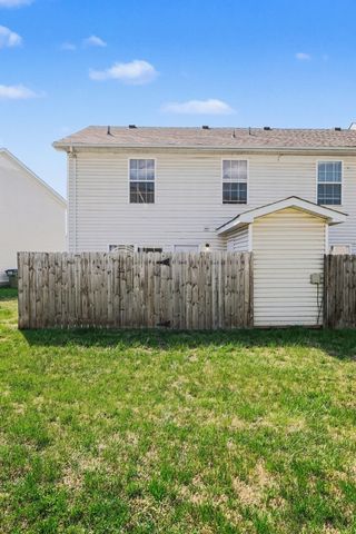 6028 Sagi Cir, La Vergne, TN 37086