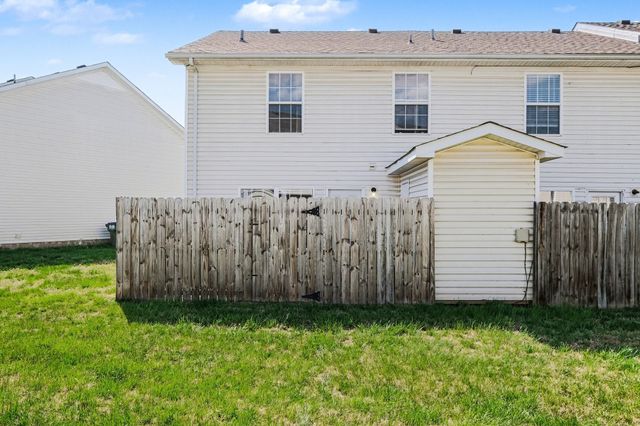 6028 Sagi Cir, La Vergne, TN 37086