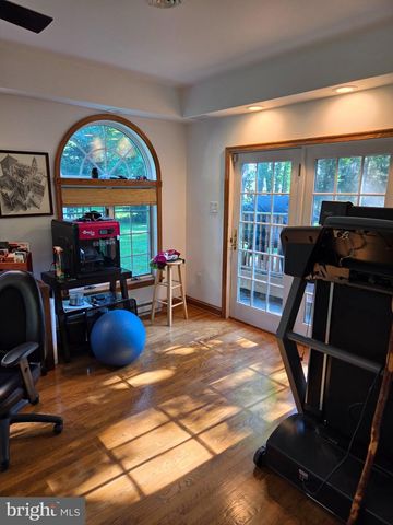 82 MINNICK RD, Inwood, WV 25428