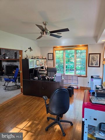 82 MINNICK RD, Inwood, WV 25428