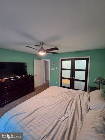 82 MINNICK RD, Inwood, WV 25428