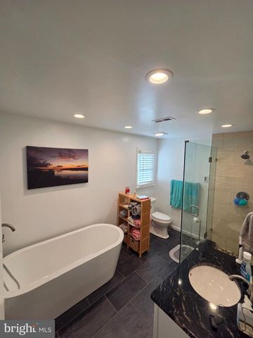 82 MINNICK RD, Inwood, WV 25428