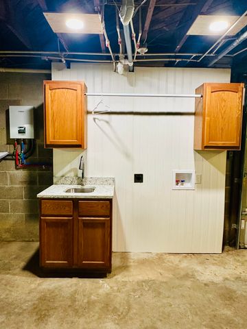 301 SHANNA DR, Selmer, TN 38375