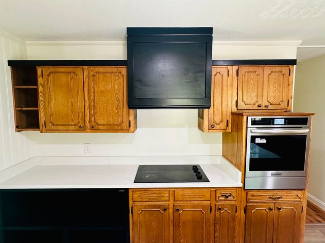 301 SHANNA DR, Selmer, TN 38375