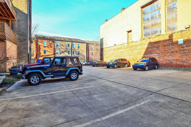 112 E Thirteenth Street, Cincinnati, OH 45202