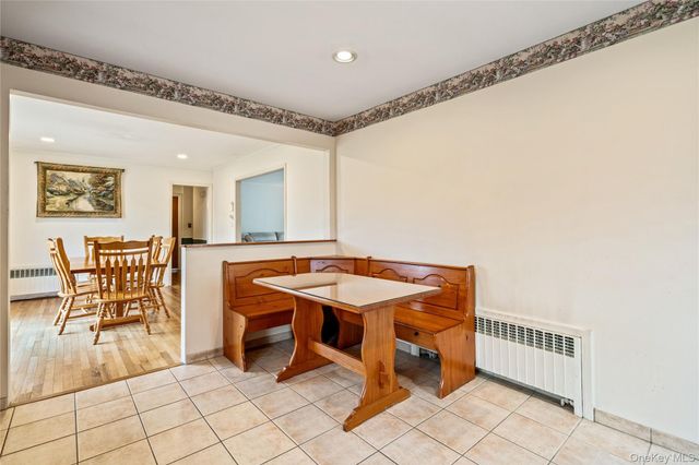 307 6th Avenue, Saint James, NY 11780