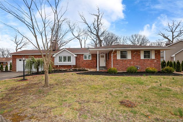 61 Preston Street, Huntington, NY 11743