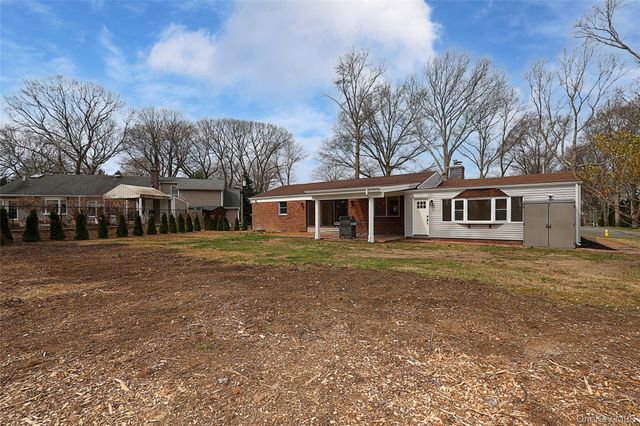 61 Preston Street, Huntington, NY 11743