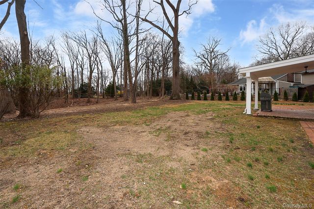 61 Preston Street, Huntington, NY 11743