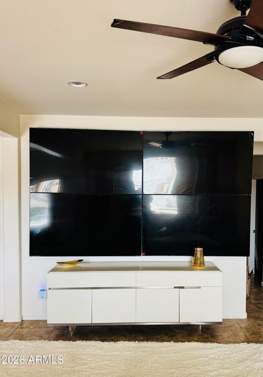 Image 17 of property listing at 40636 W PARKHILL Drive, Maricopa, AZ 85138